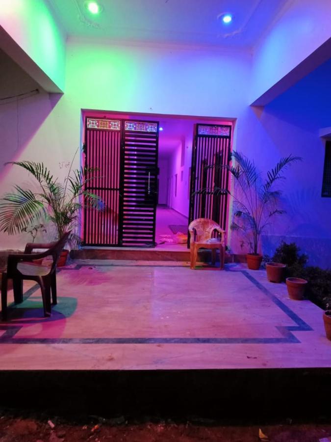 The Mountain View Home Stay Khajurāho Buitenkant foto