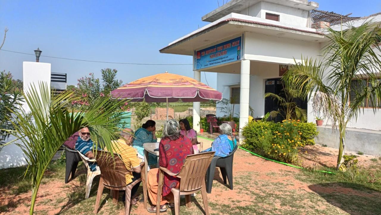 The Mountain View Home Stay Khajurāho Buitenkant foto